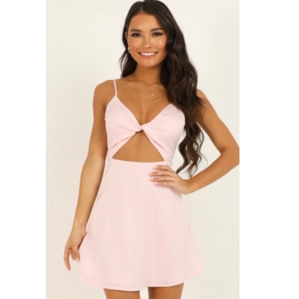 Showpo never worn NWT satin dress